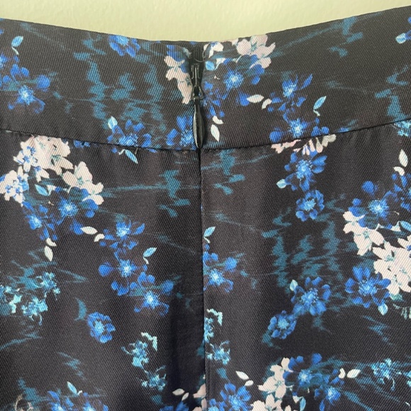 J Crew Black Floral Silk Skirt - Picture 5 of 9